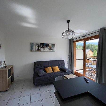 Appartement Situe A Cote Du Lac De Serre Poncon Saint-Sauveur  Exterior foto